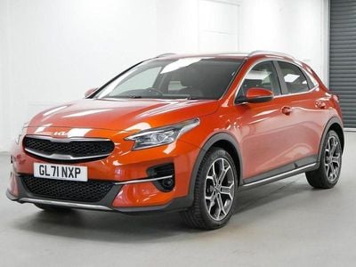 Used Kia XCeed 120 HP (88 kW) 2022 Orange SUV