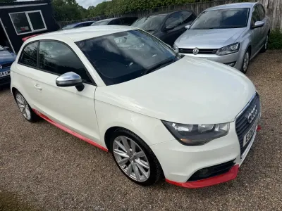 Used Audi A1 Competition 122 HP (89 kW) 2011 White Hatchback