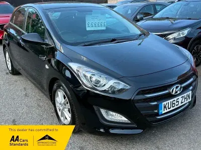 Used Hyundai i30 SE 110 HP (80 kW) 2015 Black Hatchback
