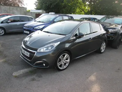 Used Peugeot 208 GT-line 2016 Grey Hatchback
