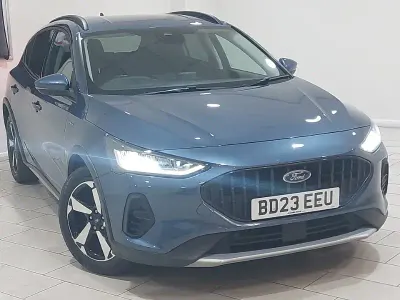 Used Ford Focus Active 125 HP (91 kW) 2023 Blue Hatchback
