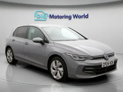Second-hand VW Golf VIII Match 150 CP (110 kW) 2024 Gri Hatchback