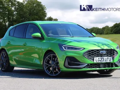 Used Ford Focus ST 280 HP (205 kW) 2023 Green Hatchback