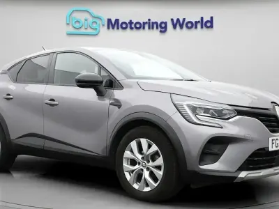 Used Renault Captur Iconic 91 HP (66 kW) 2022 Grey SUV