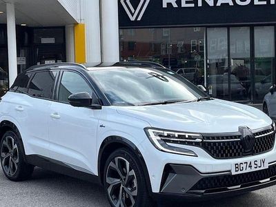 Twotone metallic arctic white with diamond black roof Used 2024 Renault Austral Iconic Esprit Alpine SUV | £26,200 (Fair price)