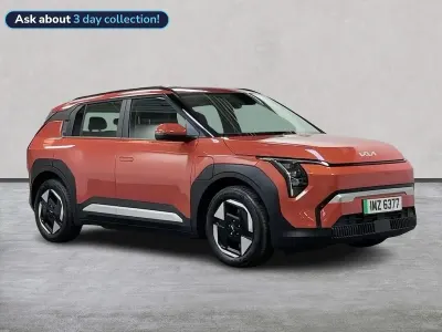 Used Kia EV3 Air 147 kW (201 HP) 2025 Orange SUV