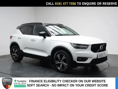 Used Volvo XC40 R-Design 247 HP (181 kW) 2019 White SUV