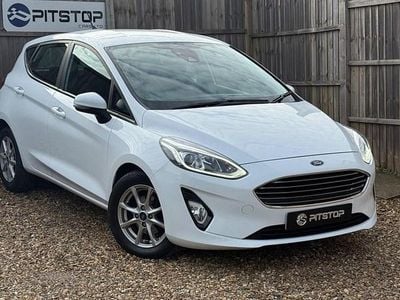 Used Ford Fiesta Zetec 100 HP (73 kW) 2019 White Hatchback