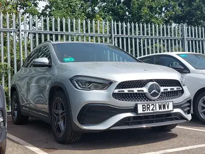 Used Mercedes GLA180 Executive 136 HP (100 kW) 2021 Silver SUV