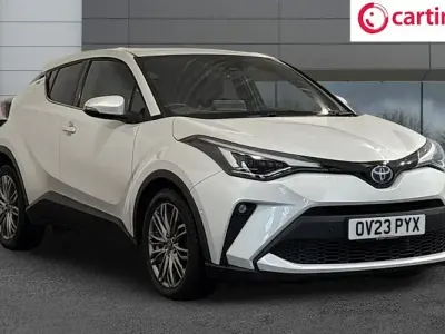 Used Toyota C-HR 122 HP (89 kW) 2023 White SUV
