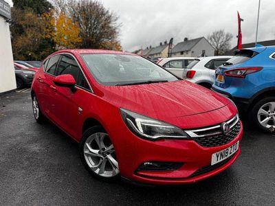 Used Vauxhall Astra SRi 105 HP (77 kW) 2018 Red Hatchback