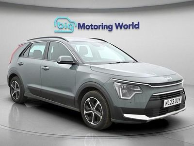 Used Kia Niro 180 HP (132 kW) 2023 Green SUV