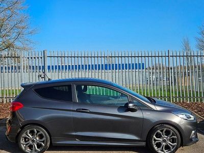 Used Ford Fiesta ST-Line 125 HP (91 kW) 2018 Grey Hatchback