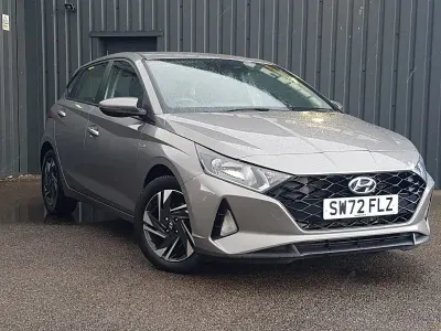 Used Hyundai i20 SE 100 HP (73 kW) 2022 Bronze Hatchback