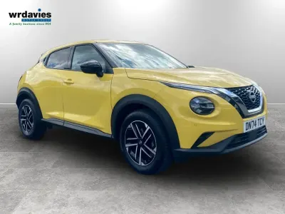 Used Nissan Juke N-Connecta 2024 Iconic yellow SUV