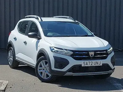 Used Dacia Sandero Essentiel 100 HP (73 kW) 2022 White Hatchback