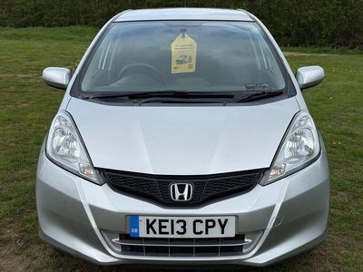Used Honda Jazz ES 99 HP (72 kW) 2013 Silver Hatchback