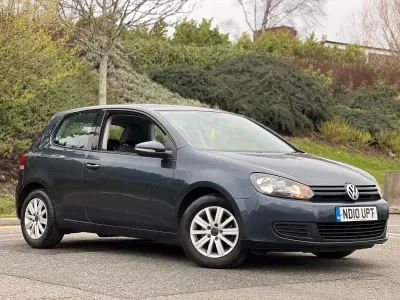 Usado VW Golf VI S 160 HP (117 kW) 2010 Azul Citadino