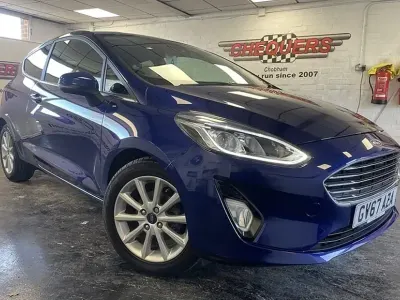 Used Ford Fiesta Titanium 100 HP (73 kW) 2017 Blue Hatchback