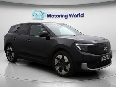 Black Used 2024 Ford Explorer Extended Range SUV | £28,800 (Fair price)