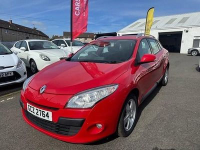 Used Renault Mégane GrandTour Dynamique 110 HP (80 kW) 2011 Red Estate