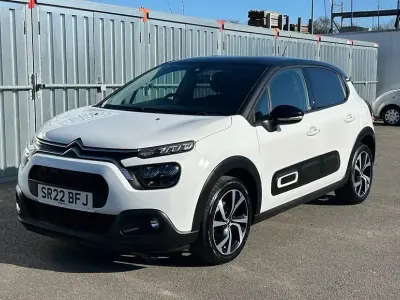 Used Citroën C3 Shine 102 HP (75 kW) 2022 White Hatchback