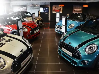 Used Mini Cooper SE Hatch 158 kW (215 HP) 2024 Black Hatchback