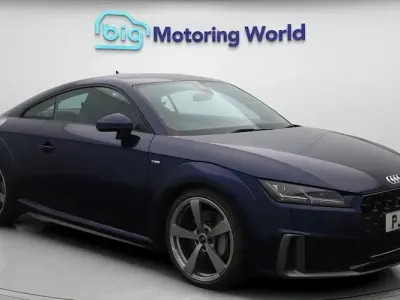 Usado Audi TT S-Line 245 HP (180 kW) 2021 Azul Coupé