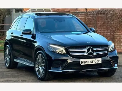 Käytetty Mercedes GLC350 AMG line 2018 Musta Katumaasturi