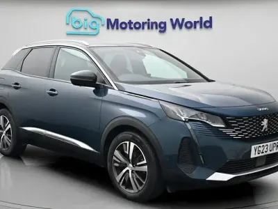 Gebraucht Peugeot 3008 Allure+ 131 PS (96 kW) 2023 Blau SUV