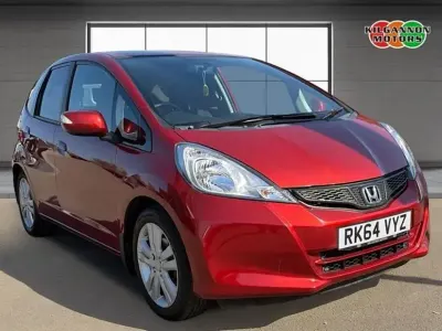 Used Honda Jazz ES 99 HP (72 kW) 2014 Red Hatchback