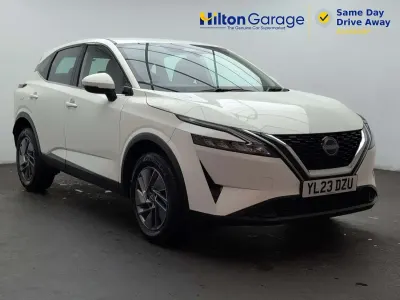 Used Nissan Qashqai Acenta Premium 140 HP (102 kW) 2023 White SUV