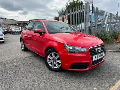 Used Audi A1 Comfort 86 HP (63 kW) 2014 Red Hatchback