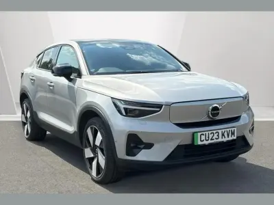 Usado Volvo C40 Ultimate 169 kW (231 CV) 2023 Plateado SUV