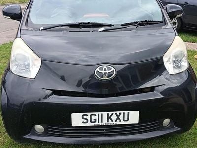 Toyota iQ