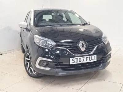 Used Renault Captur Dynamique 90 HP (66 kW) 2017 Black SUV
