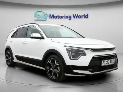 Gebraucht Kia Niro 139 PS (102 kW) 2023 Weiß SUV