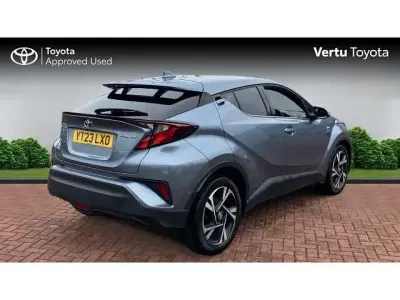 Second-hand Toyota C-HR Design 122 CP (89 kW) 2023 Gri SUV