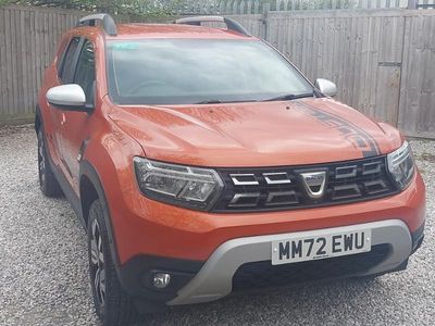 Begagnad Dacia Duster Prestige 100 HK (73 kW) 2022 Orange SUV
