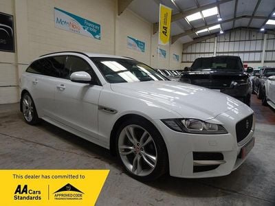 Second-hand Jaguar XF R-Sport 2017 Alb Break