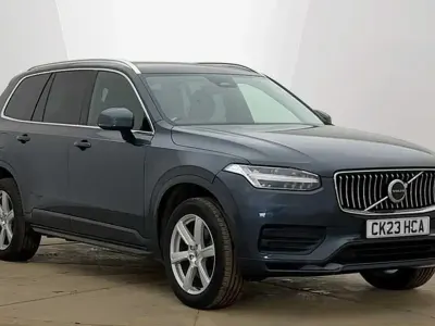 Used Volvo XC90 Core 250 HP (183 kW) 2023 SUV