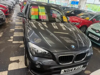 Begagnad BMW X1 Comfort Edition 2014 Grå SUV