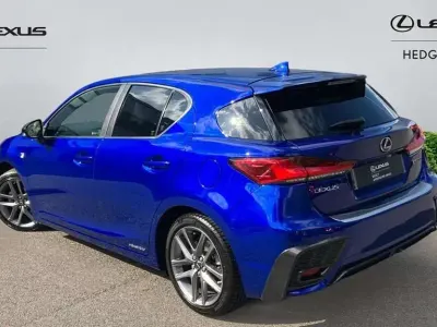 Usado Lexus CT200h Sport Line 134 CV (98 kW) 2019 Azul Utilitario