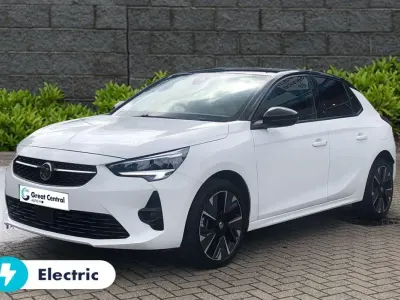 Used Vauxhall Corsa-e 98 kW (134 HP) 2023 White Hatchback