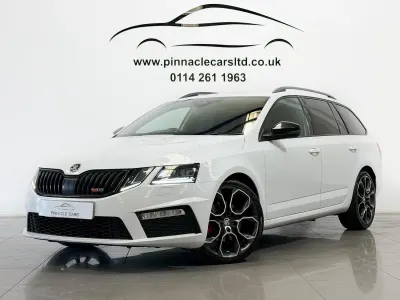 Begagnad Skoda Octavia vRS 2019 Vit Kombi