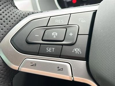 White New 2025 VW Passat GTE Estate | £29,799 (Fair price)