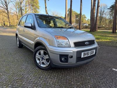 Used Ford Fusion Zetec 80 HP (58 kW) 2011 Silver Hatchback