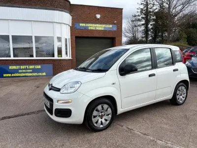 Usado Fiat Panda Pop 69 HP (50 kW) 2016 Branco Citadino