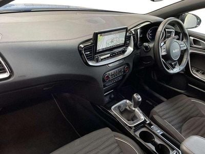 Used Kia Ceed GT-Line 158 HP (116 kW) 2024 Blue Hatchback