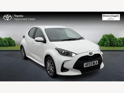 Used Toyota Yaris Hybrid 2023 White Hatchback